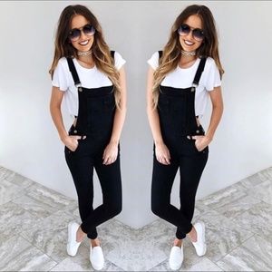 Black Skinny overalls - M